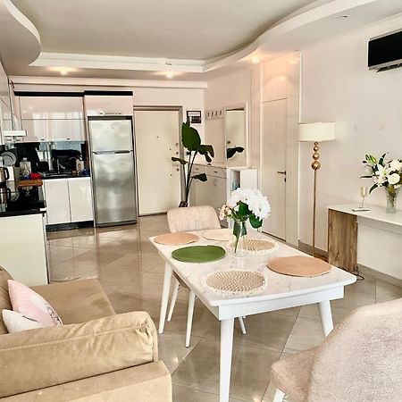 Luxury Flat 2 Mins From Beach 알란야 외부 사진